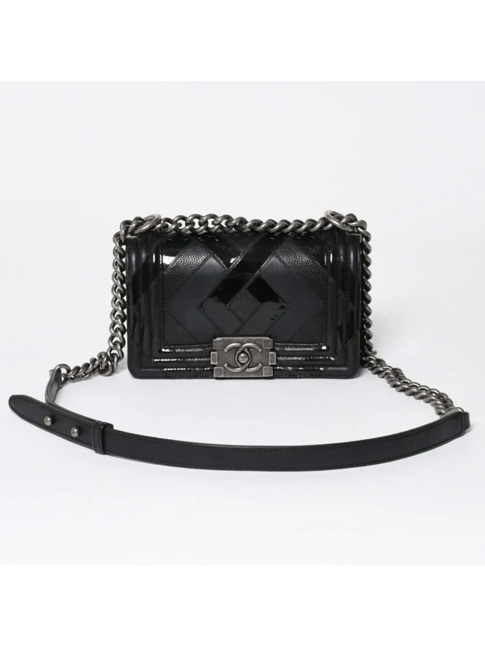 Chanel Boy Chain Shoulder Bag Black